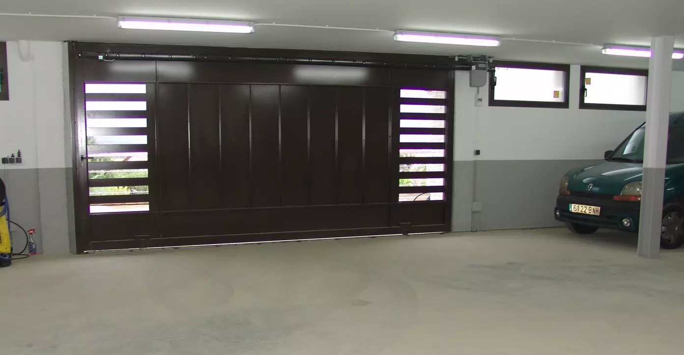 puerta garaje corredera Puertas correderas garaje Ciudad Real